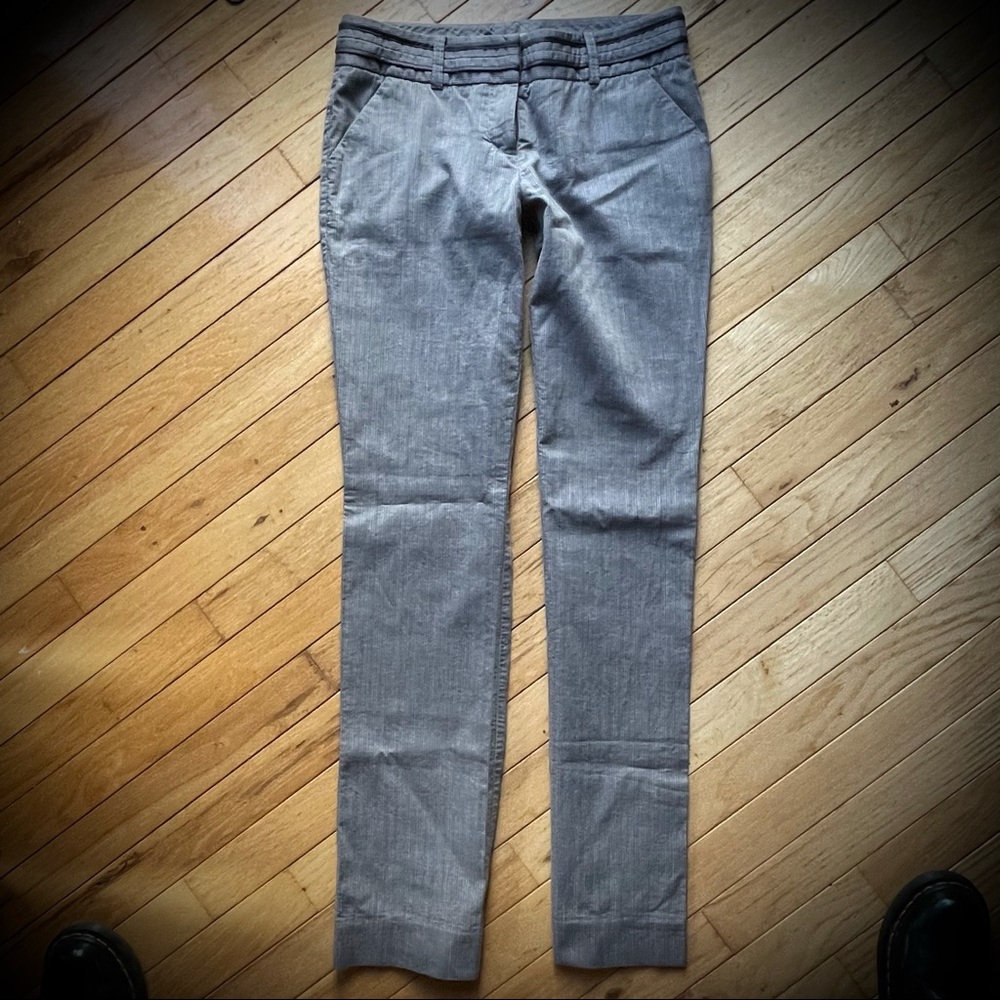 BCBG gray pinstripe skinny jeans pants size 6